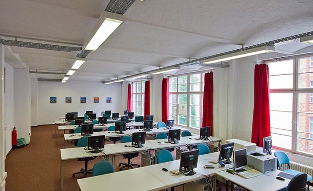 Foto von bbw Akademie für Betriebswirtschaftl. Weiterbildung GmbH (Standort Friedr.hain)