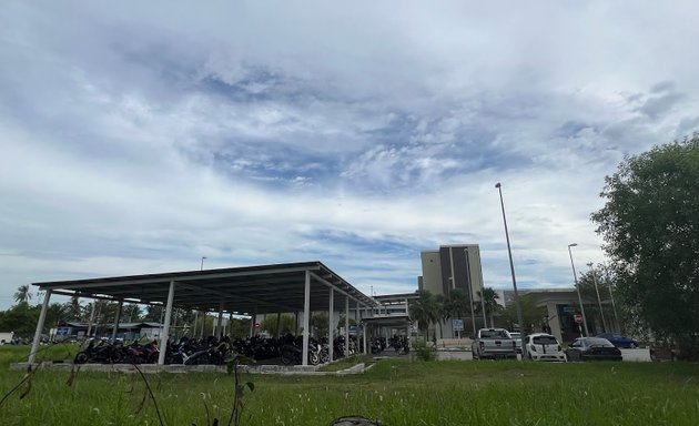 Photo of Car Park Station Keretapi Bkt Tengah