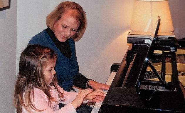 Photo of Lis Manson Piano Lessons