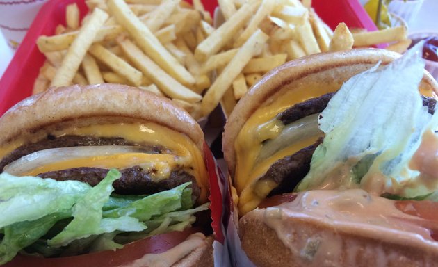 Photo of In-N-Out Burger