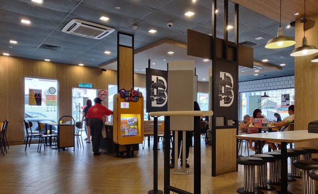 Photo of McDonald's Shell Serdang Raya