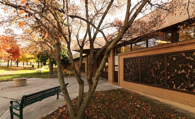 Photo of Toronto Public Library - Amesbury Park Branch