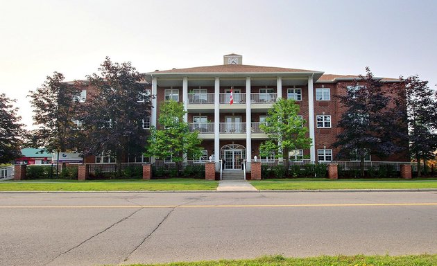 Photo of Chartwell Bridlewood Retirement Residence