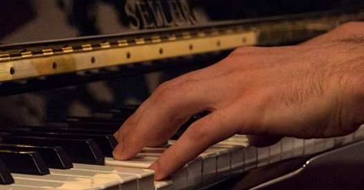 Photo de Cours piano Nancy - Alexandre Desbois