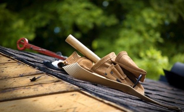 Photo of Roofer Splott