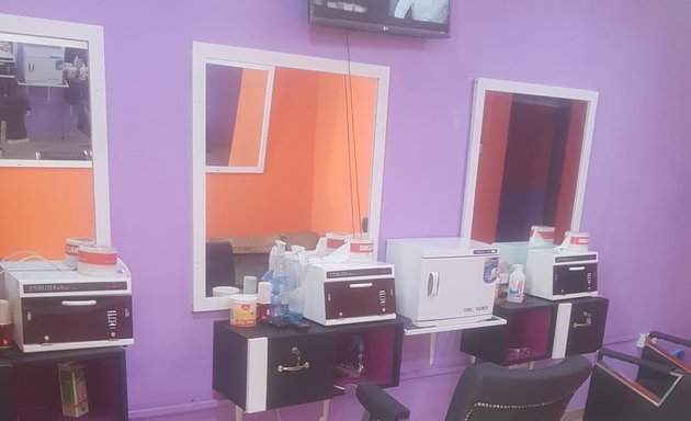 Photo of Gidbrah Unisex Salon and Makeup Studio