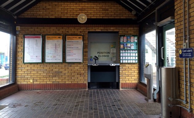 Photo of Hackbridge Train Station - Southern Railway