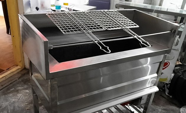 Photo of Ice Drops Commercial Kitchen and Refrigeration Equipment Manufacturers