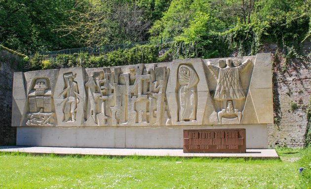 Foto von Denkmal für die Opfer der Weltkriege