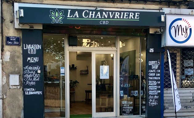 Photo de La Chanvrière - CBD Shop & Coffee - Livraison CBD Marseille