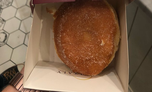 Photo of Cannoli e Bomboloni