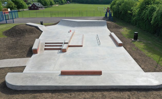 Photo of King George's Playing Field Skatepark