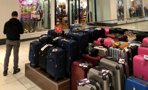 Photo of American Eagle & Aerie Store