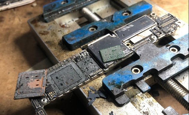 Photo of Gilpat Phone Spare Parts and Best Iphone Repair Shop