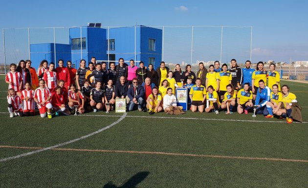 Foto de Complejo Deportivo Municipal Playa Paraíso