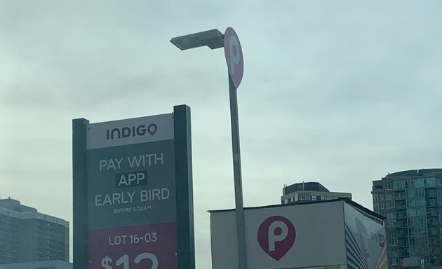 Photo of Parking Indigo Calgary - Lot 016