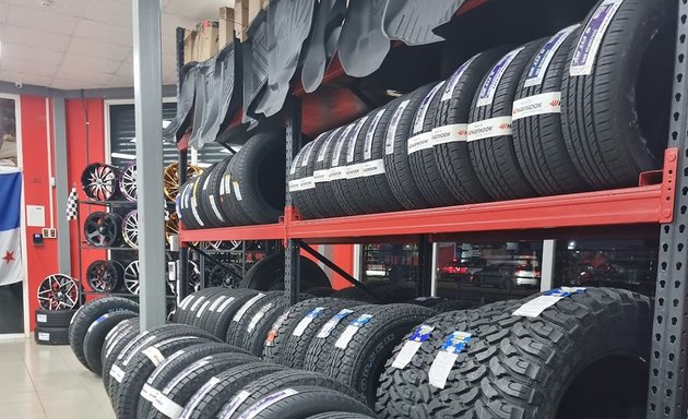 Foto de Llantas Rapid Tires Revisados