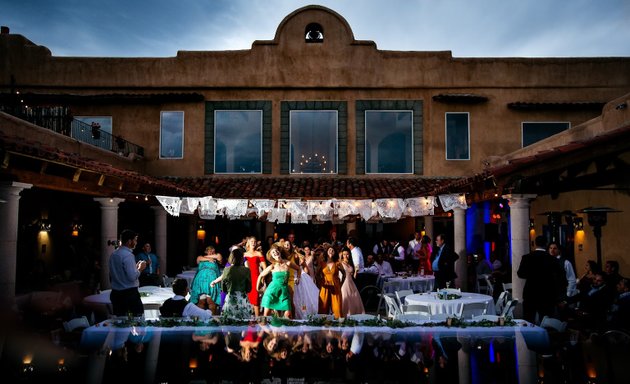 Photo of Extended Play Photography -- Albuquerque Wedding & Family Photographer
