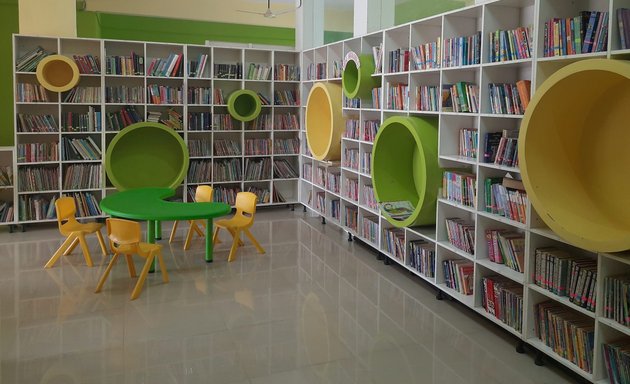 Photo of ELFWOOD Children's Library & Makerspace
