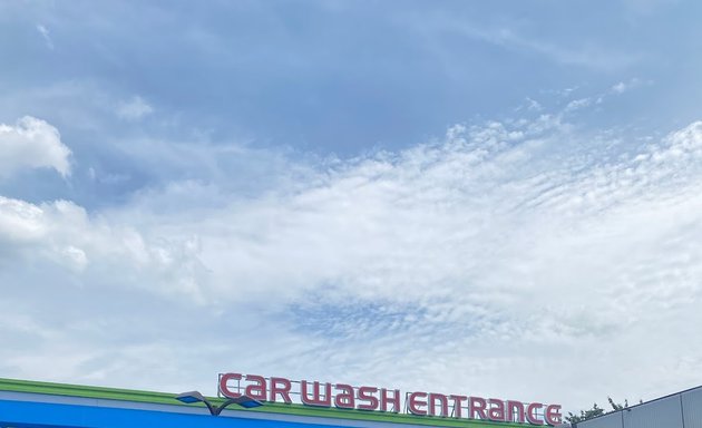 Photo of Westchester Ave Carwash & Lube