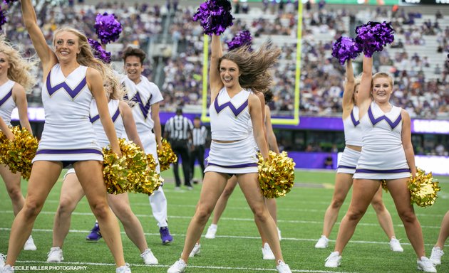 Photo of UW Cheer & Dance