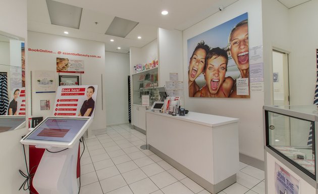 Photo of Essential Beauty Hollywood Plaza