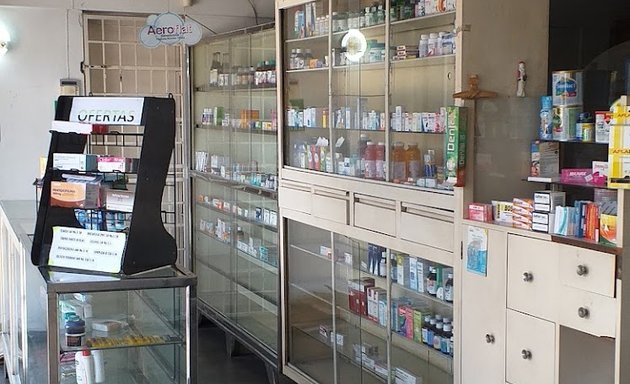 Foto de Farmacia Lomas de Funval, C.A.
