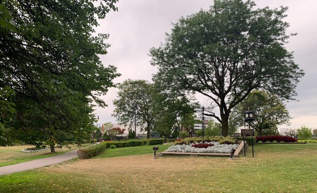 Photo of Chinguacousy Park Clock Circle