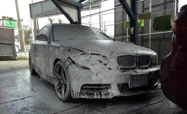 Foto de Plus Carwash