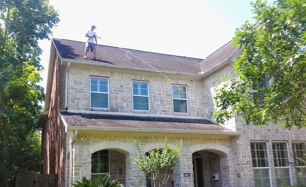 Photo of APro Pressure Washing