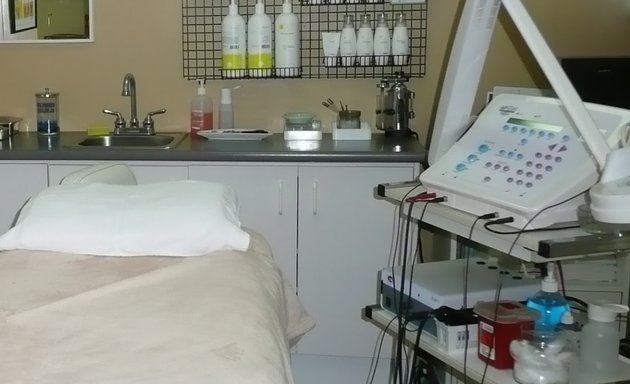 Photo of Clinique Vision Beauté Enr