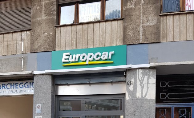 foto Europcar Roma Via Appia