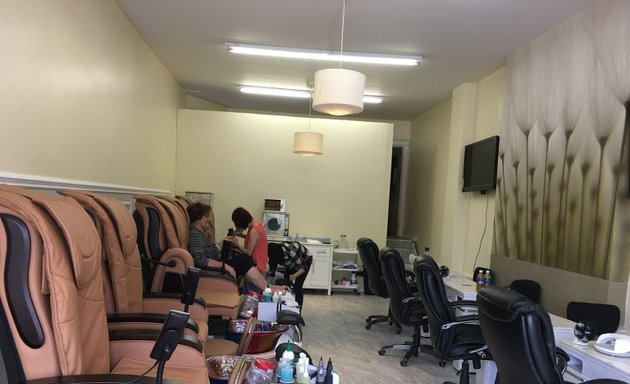 Photo of Unique Nails Dupont Salon