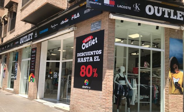 Foto de Outlet Destino 9