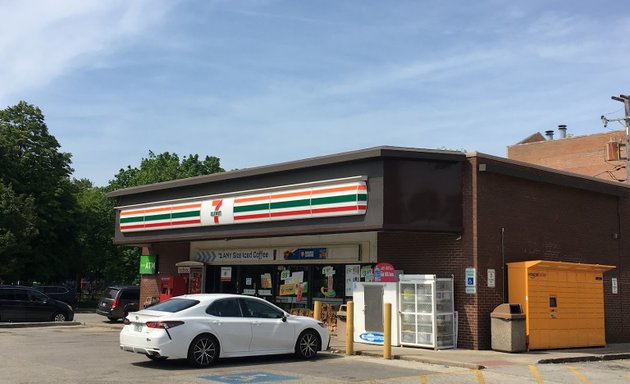 Photo of 7-Eleven