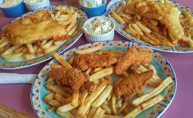 Photo of Queen's Fish & Chips