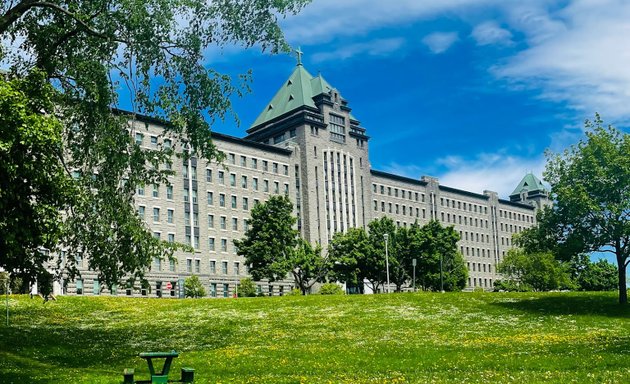 Photo of University Institute in Mental Health of Quebec