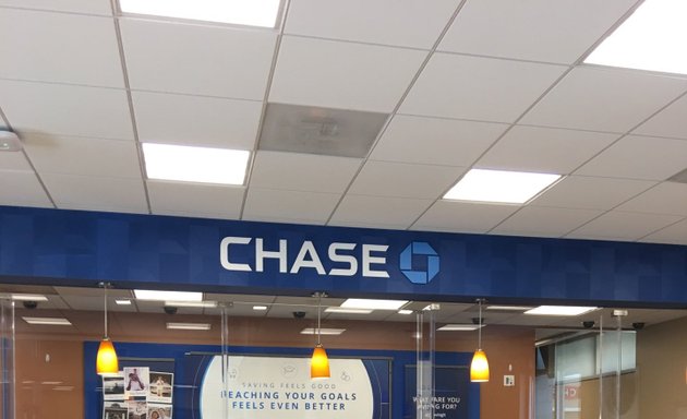 Photo of Chase Bank