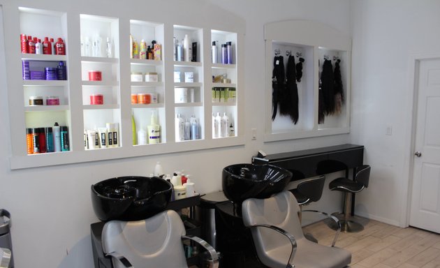 Photo of Zuly Beauty Studio