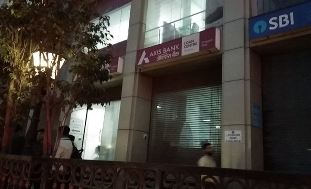 Photo of Axis Bank