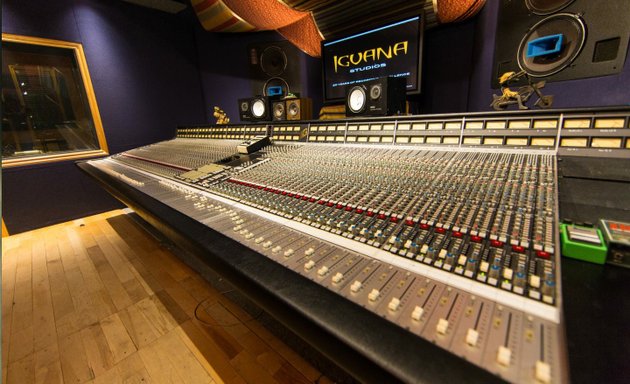 Photo of Iguana Studios