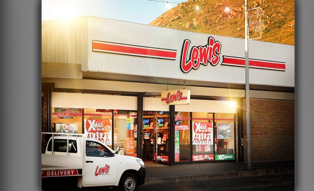 Photo of Lewis Parow Shoprite Park