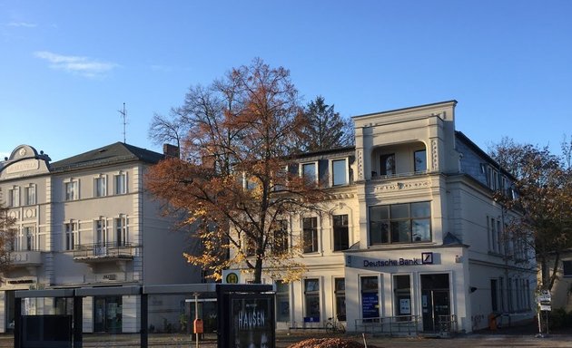 Foto von Deutsche Bank AG - Finanzberater Sebastian Jakubasch