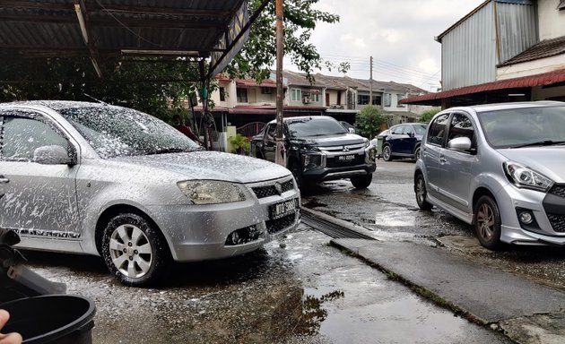 Photo of Dirty Klean Car Wash