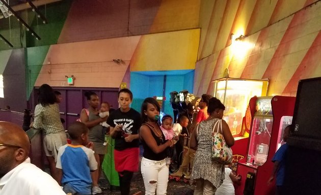 Photo of Shake & Bake Family Fun Center