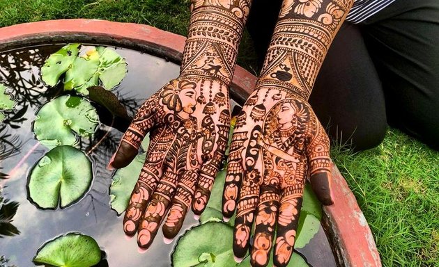 Photo of Nazwa's mehndi