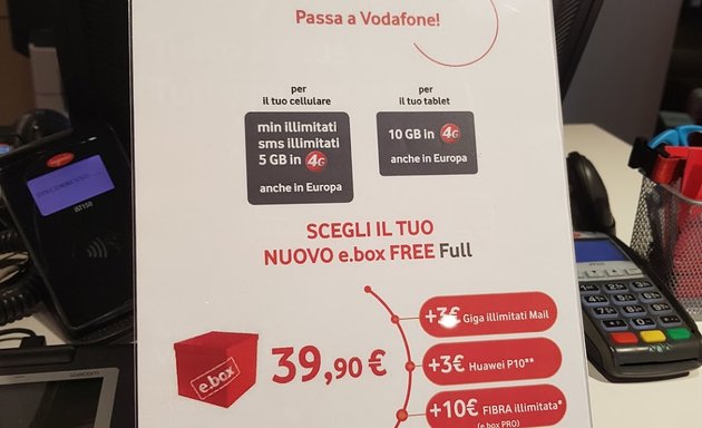 foto Vodafone Viale delle Province