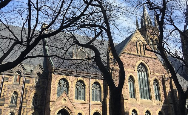 Photo of Institut de taoïsme Fung Loy Kok - Tai Chi Taoïste® - Montréal - Centre-Ville