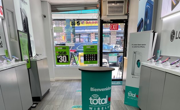 Photo of Total wireless 1807