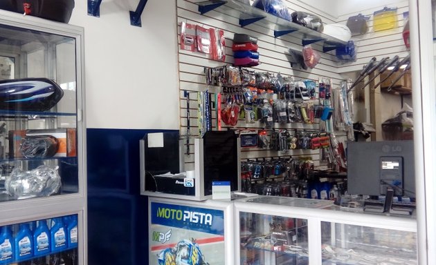 Foto de Auteco Distribuidor de Repuestos Jr Motos Manizales